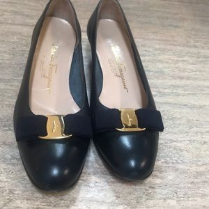 Salvatore Ferragamo Navy Blue Bow Flats